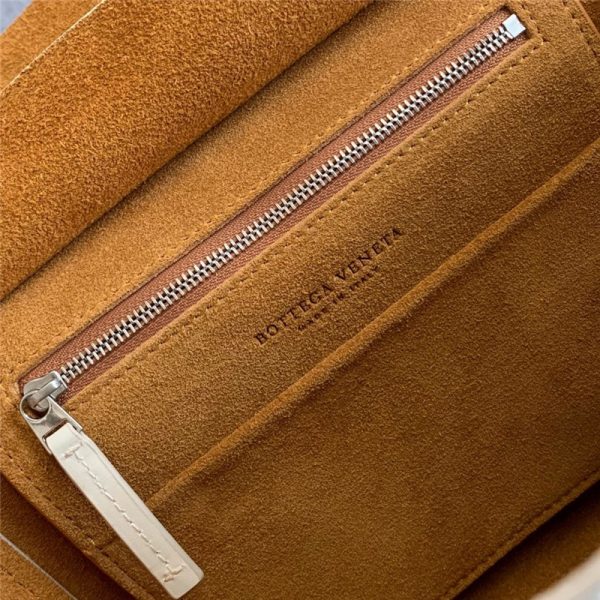 bottega veneta arco mini white - Image 6