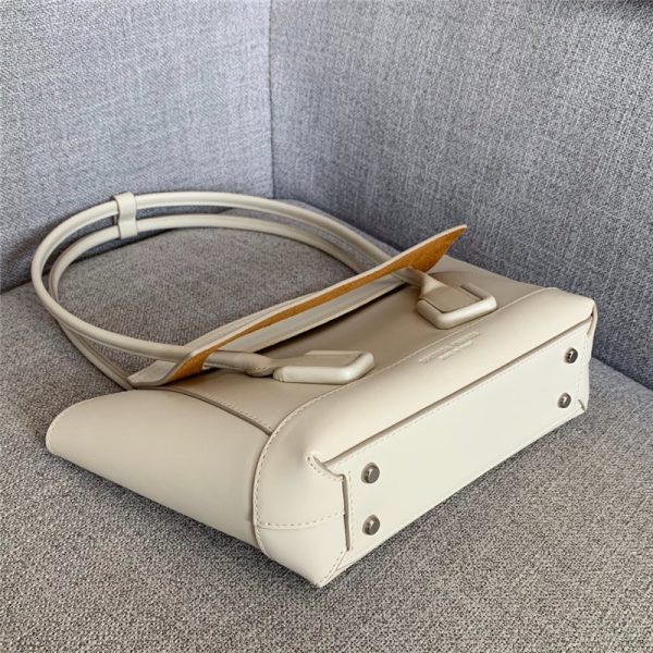 bottega veneta arco mini white - Image 4