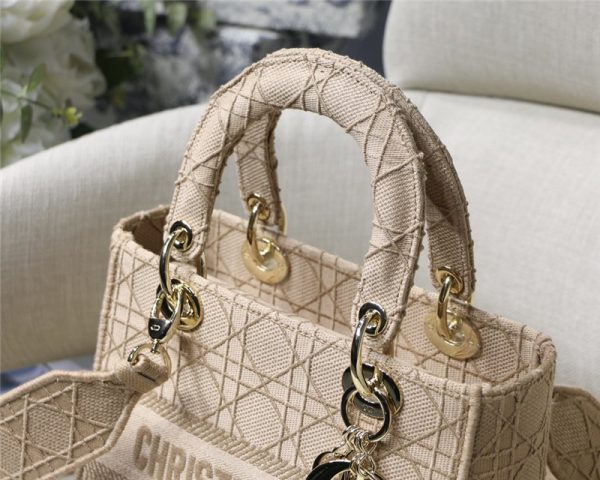 Lady Dior embroidery bag - Image 4
