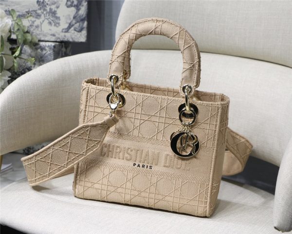 Lady Dior embroidery bag
