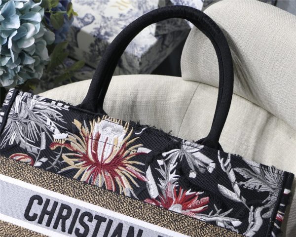 dior book tote small size - Image 5