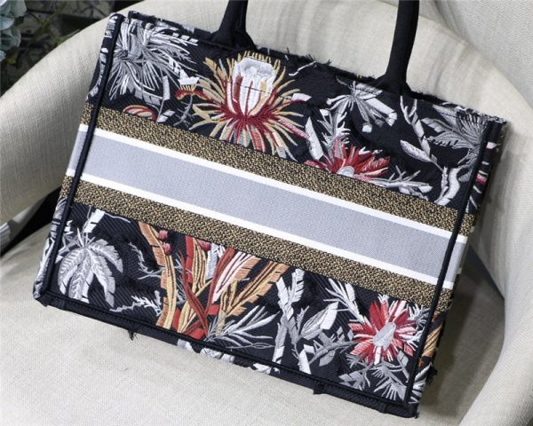 dior book tote small size - Image 7