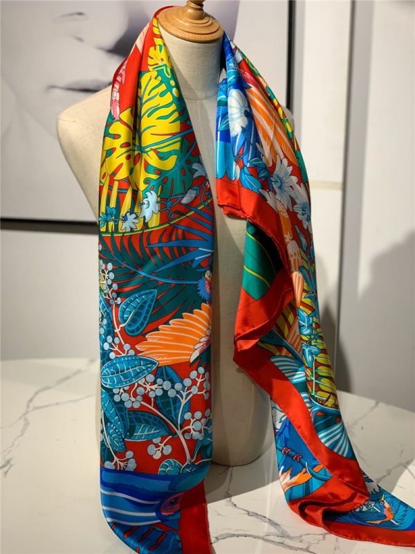 hermes ladies summer silk scarf red - Image 5