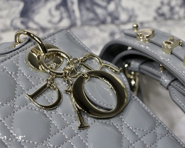 Dior Lady replica bags - Image 7