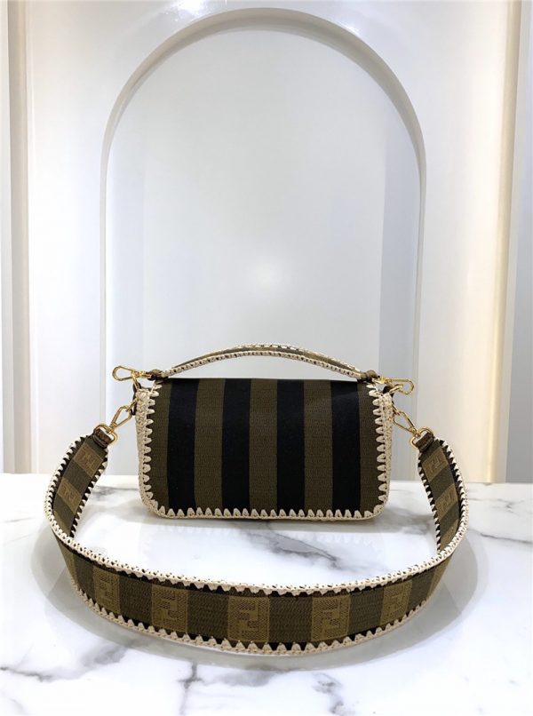 fendi Baguette Weave bag - Image 2