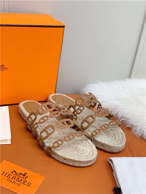 hermes flat slippers