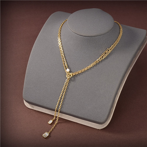dior necklace