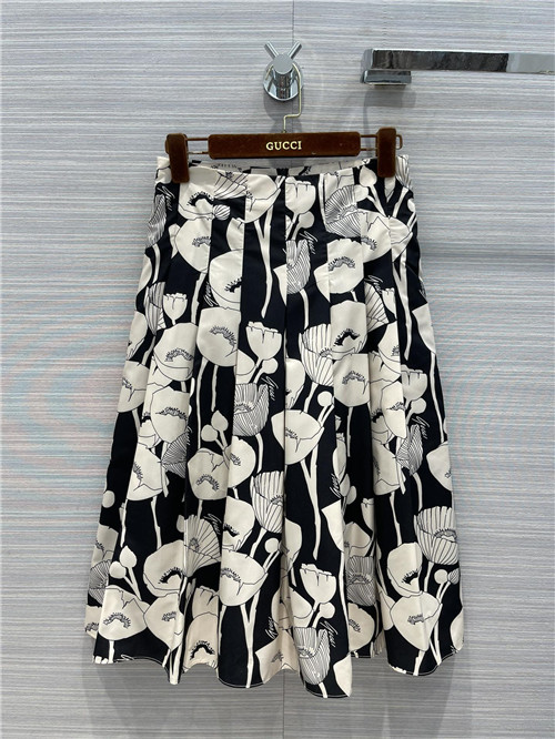 gucci print skirt