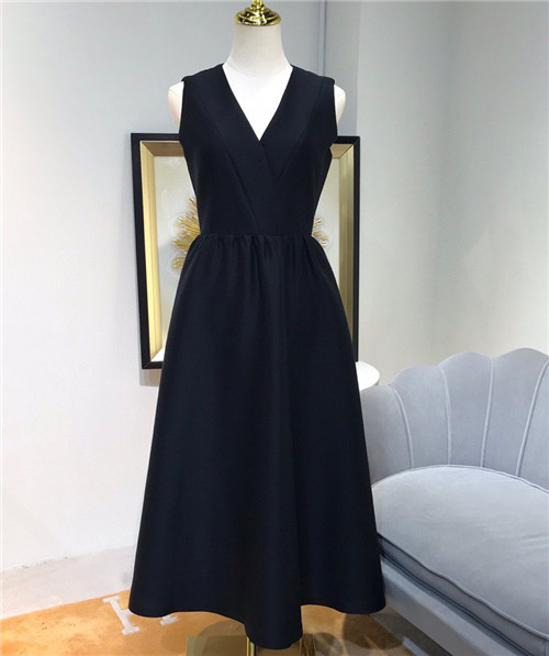 dior sleeveless silk dress